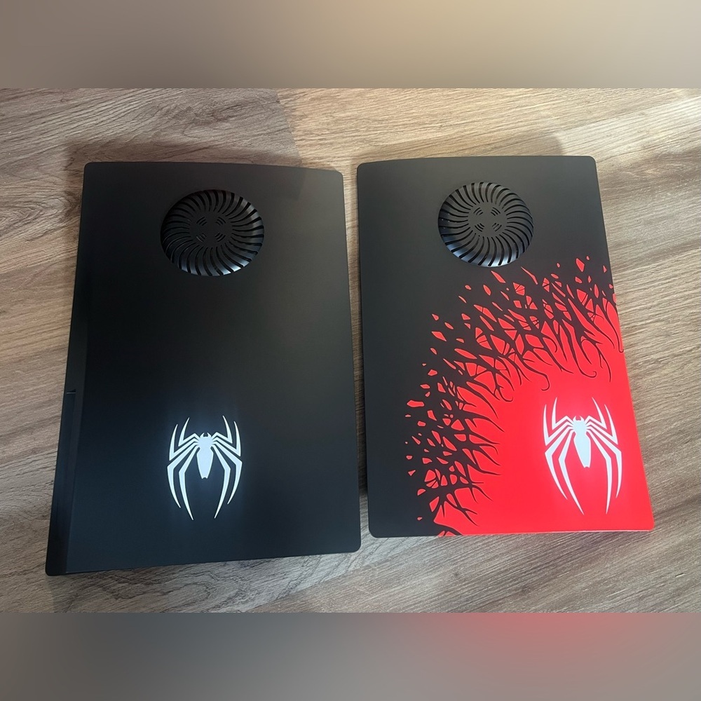 Spider Design Gaming Console Faceplate For PS5
